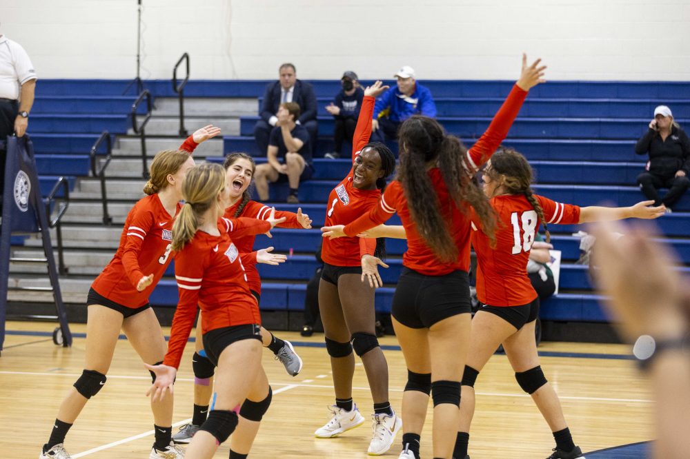 Knox Girls Volleyball Action Photo