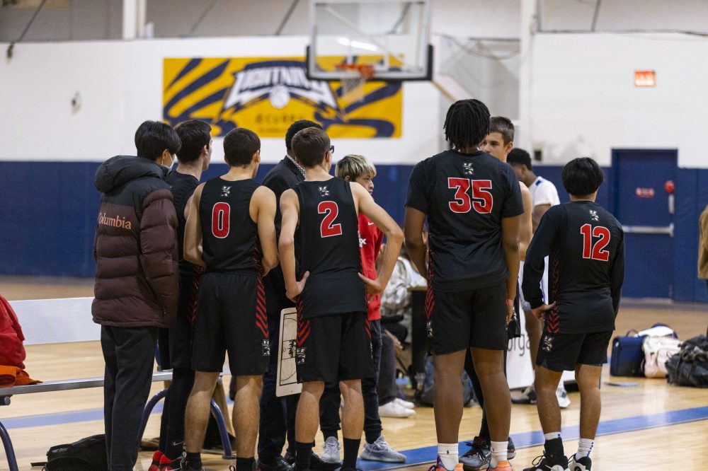 Knox Boys Basketball Action Photo