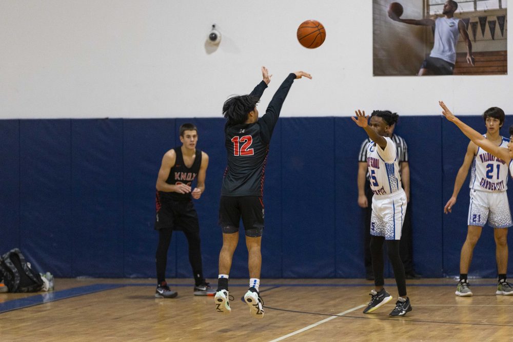 Knox Boys Basketball Action Photo